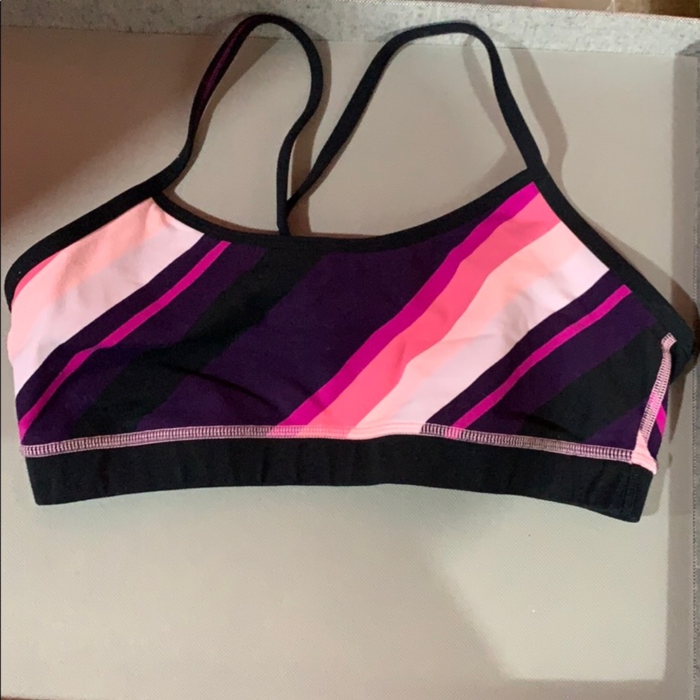 Lululemon sports bra